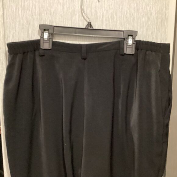 NWOT Sag Harbor Brand Women’s Size 16 Black Dress Slacks - Picture 8 of 11